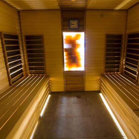 Wellness & Spa Hotel Certov Exterior photo