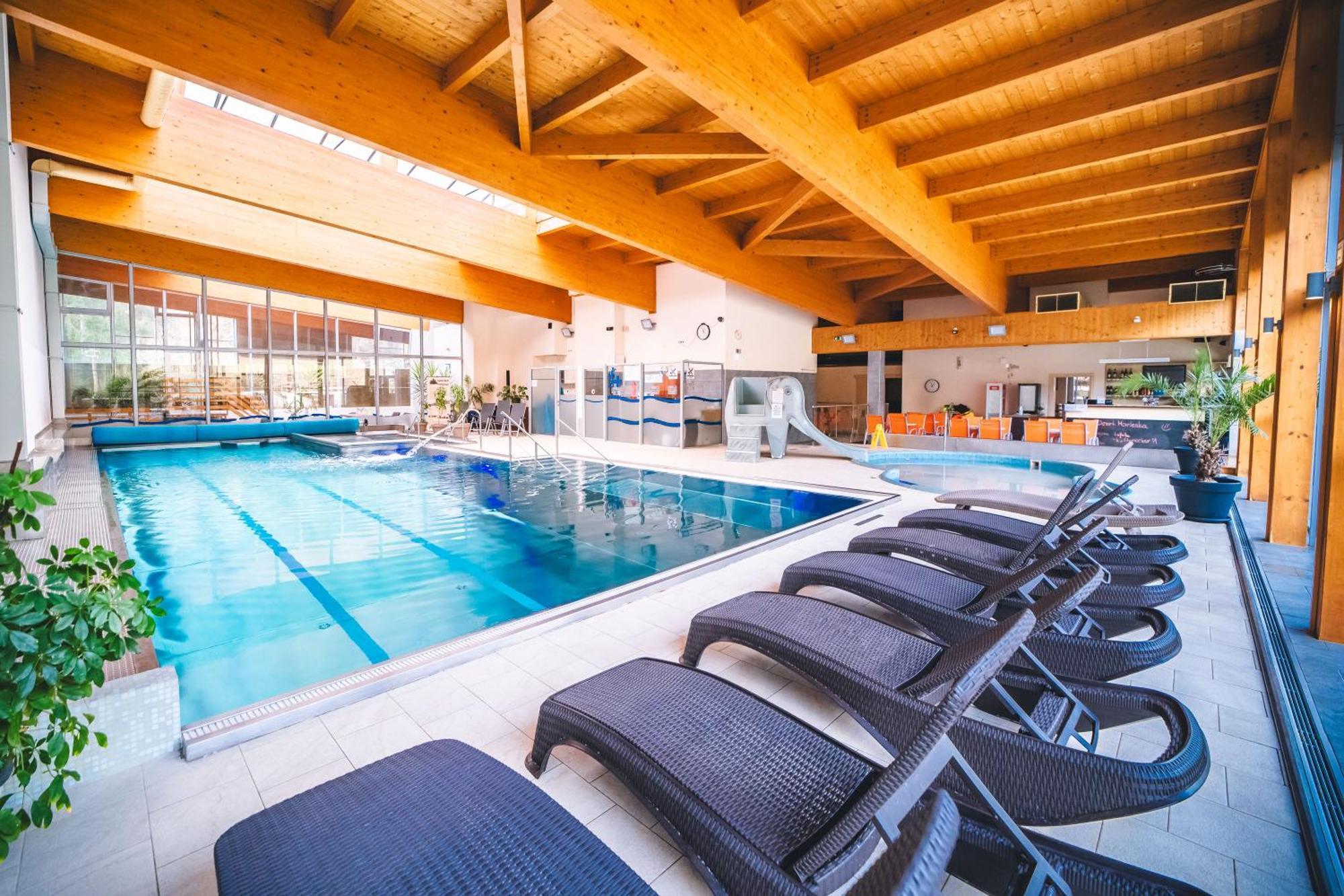 Wellness & Spa Hotel Certov Exterior photo