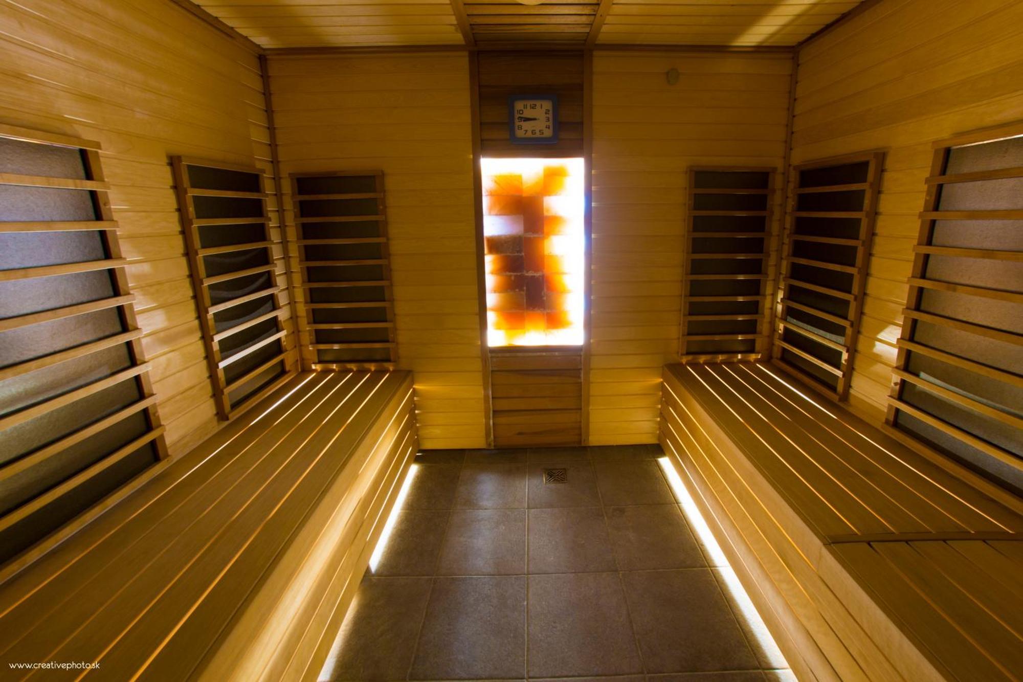 Wellness & Spa Hotel Certov Exterior photo